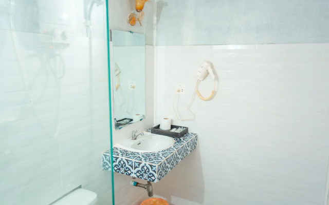 Best Central Point Hotel