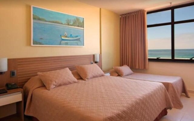 Malibu Palace Hotel