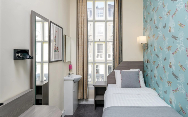 OYO Bakers Hotel London Victoria