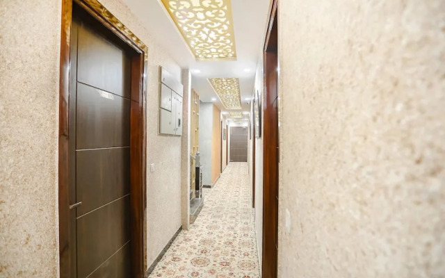 Fabhotel Signature Inn I