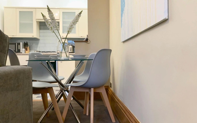 Forest Park Apartment