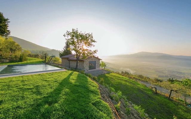 Villa in Mammi With Pool Near Florence