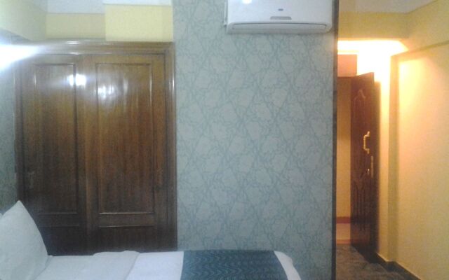 Royal Crown Hotel