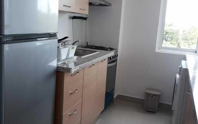 J&R Apartamento Serena Village