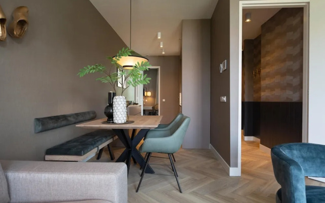 Stylish 2-bedroom Apartment in The Hague