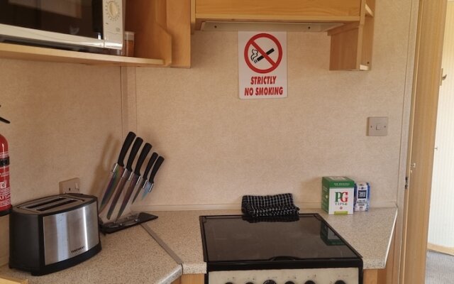 8 Berth Caravan Direct Beach Access