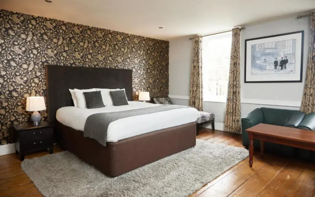 Chequers Inn by Greene King Inns