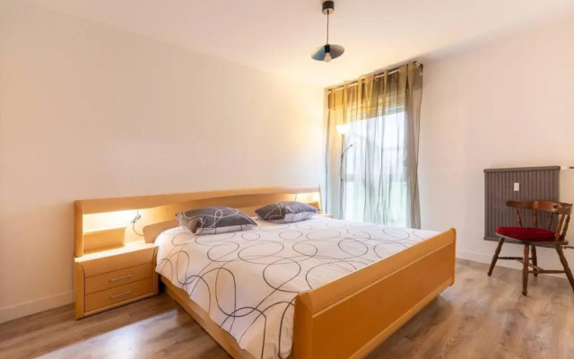 Superbe appartement spacieux avec parking gratuit