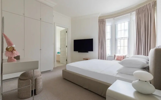 Sloane Court East VI by Onefinestay