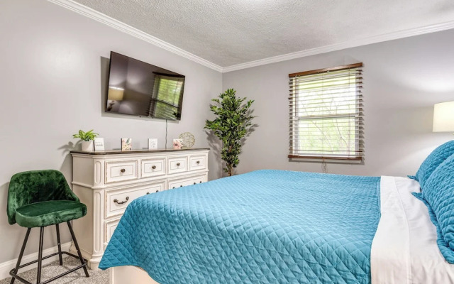 Indianapolis Vacation Rental ~ 8 Mi to Downtown!