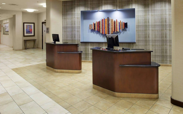 Courtyard by Marriott Hamilton