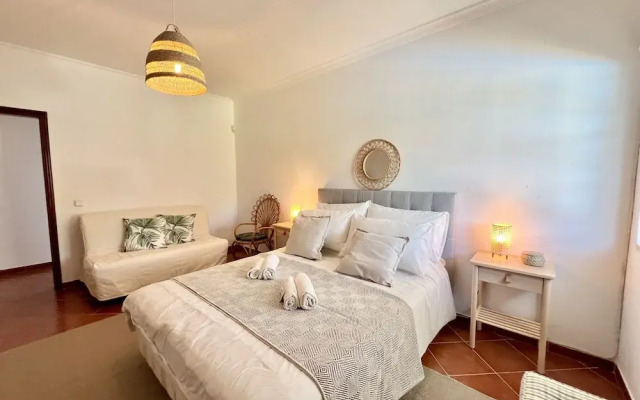 Vilamoura White House Villa by Homing