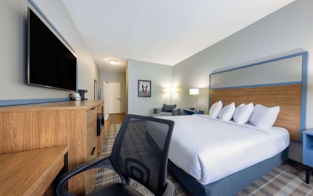 AmericInn by Wyndham Duluth