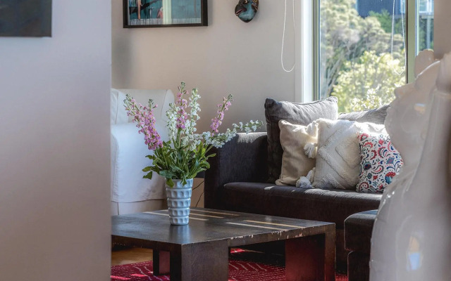 Seaview Sojourn - Waiheke Escapes