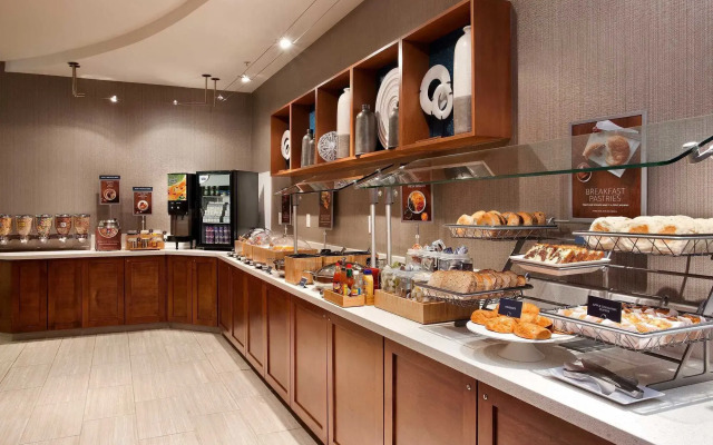 Springhill Suites Marriott Airport