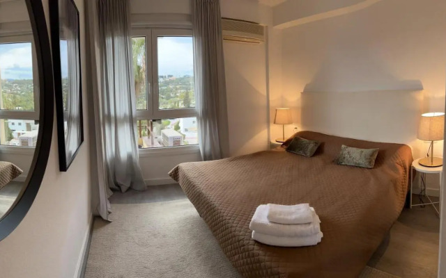 Torres De Aloha 2 bdr Puerto Banus