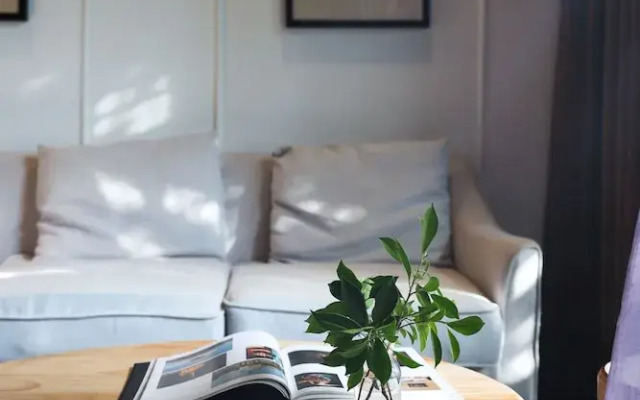 White Apart Hotel