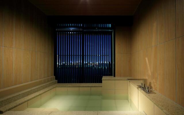 The Singulari Hotel & Skyspa at Universal Studios Japan