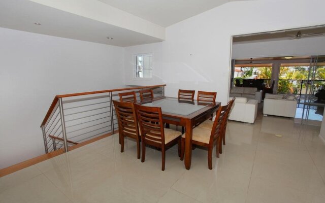 Okinja 31 Holiday House
