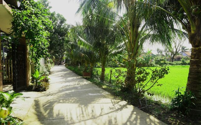 Hoang Y Homestay