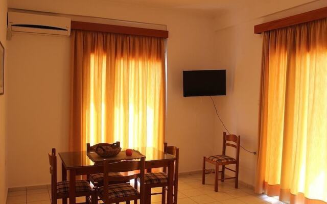 Platanias Beach Apartment