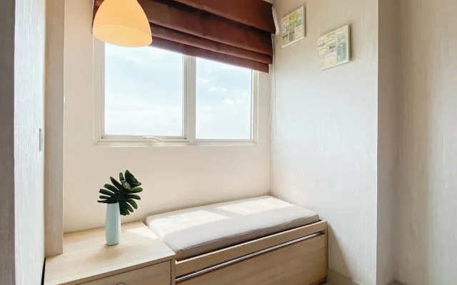 Cozy And Pleasant Living Studio At Apartment Oasis Cikarang