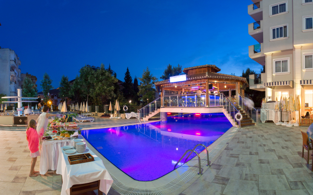 Villa Sunflower Hotel