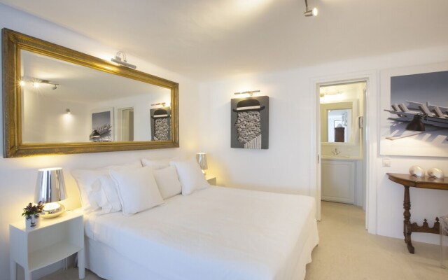 Villa Aerie - Sweeping Sea Views, Eclectic Style by Villarentalsgr