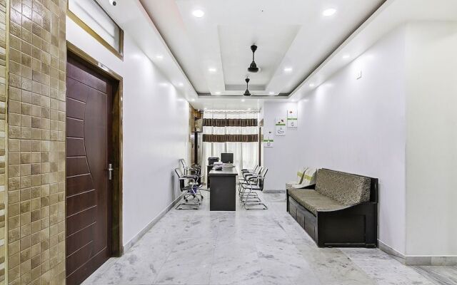 OYO 10572 Kalpataru Guest House