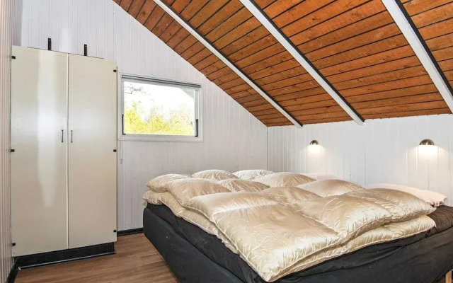 6 Person Holiday Home in Ansager
