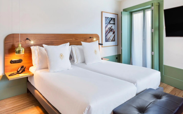 One Shot Aliados Goldsmith