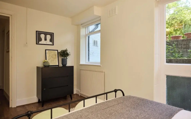 The Archway Garden Flat