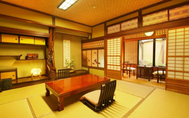 Tsuruya