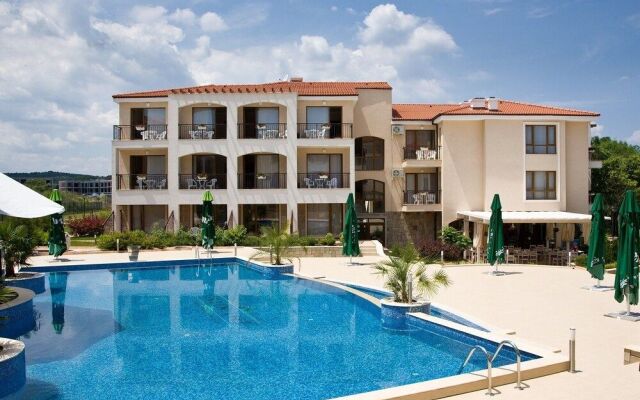 Paradise Bay Hotel