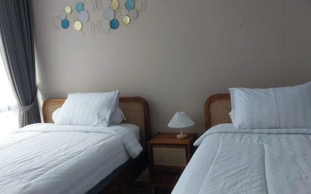 Staycation Jakarta Holland Village