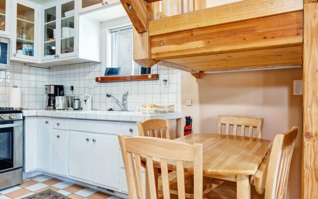 Ontario Park City bungalow