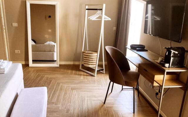Gatto Bianco Rooms 42