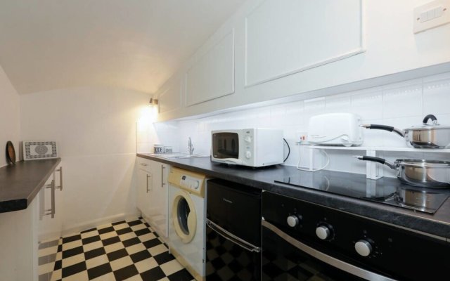 ALTIDO 2 bed Flat by Maida Vale Tube & Shops