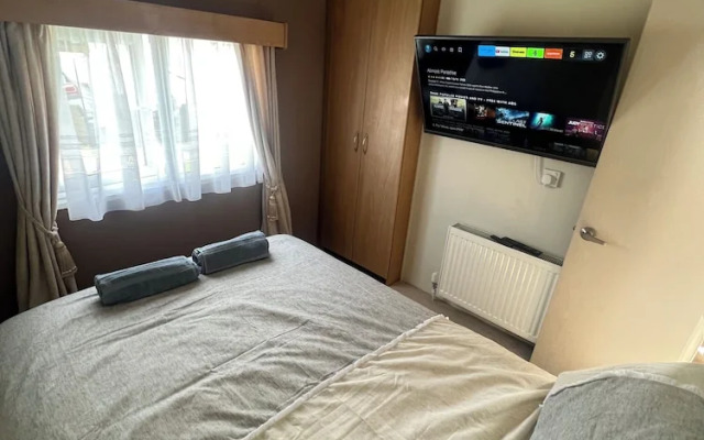 Lovely 2-bed Cabin in Birchington