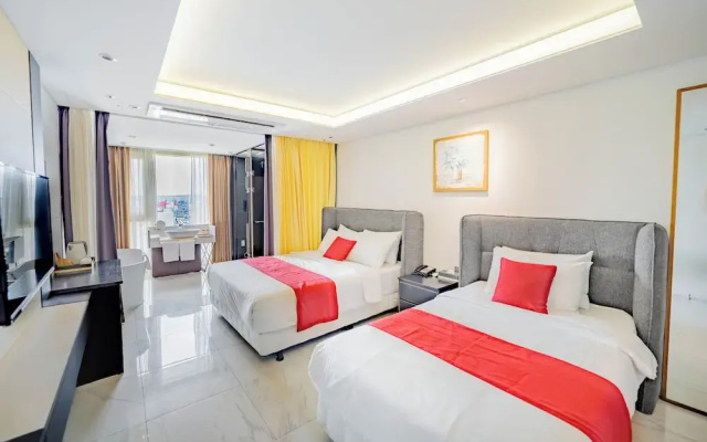 Waystone Seoubong Hotel