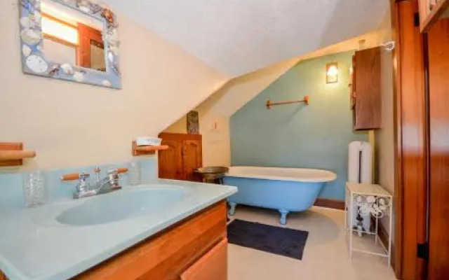 Cranberry Gardens Inn