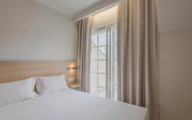 Moov Hotel Porto Centro