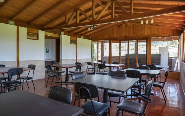 Condor Antisana Lodge
