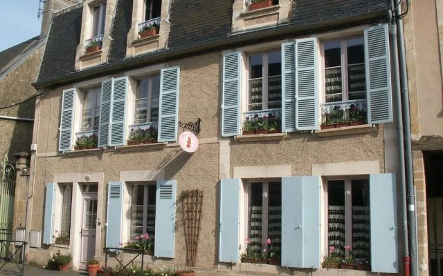 hotelImage