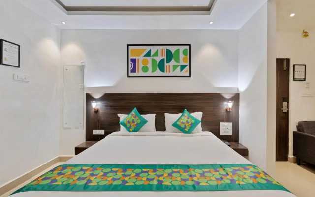 Treebo Aishwarya Grand - 4 km from Promenade Beach