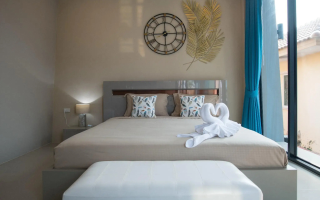 Charm Resort Cha-am