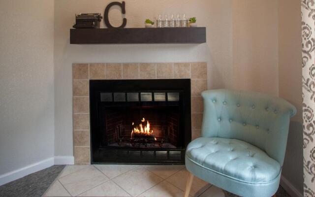 Cloverleaf Suites Baton Rouge