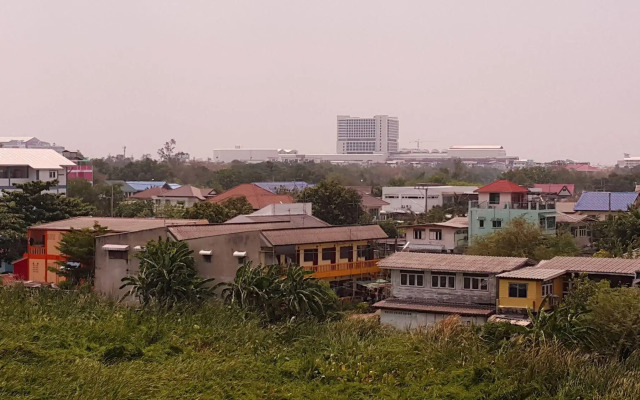Suansin Art Garden