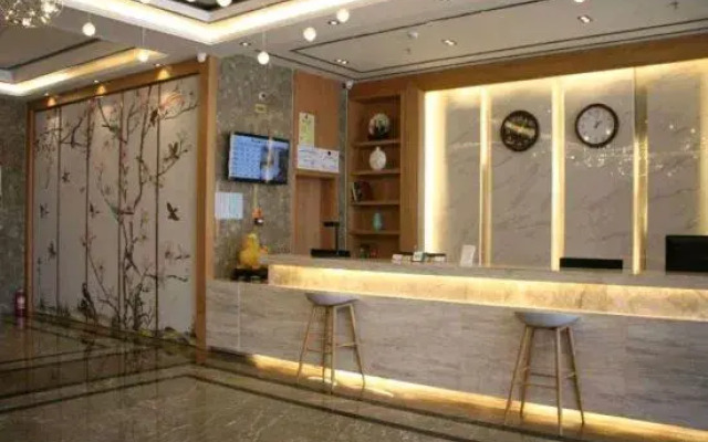 Mehood Ezzi Hotel(Yining)