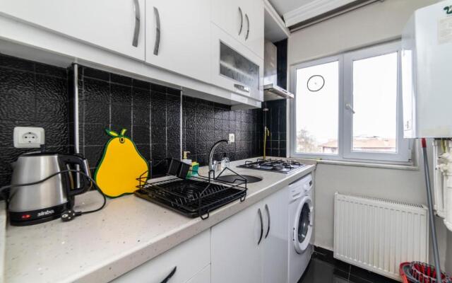 Altiparmak central 2 bdrm apartment